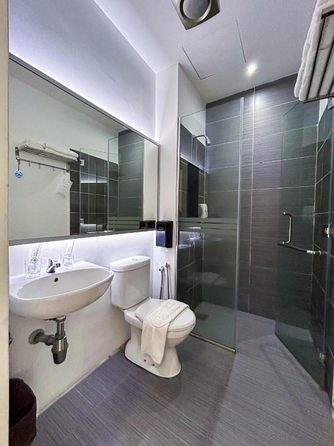 Cel Hotel Skudai Extérieur photo