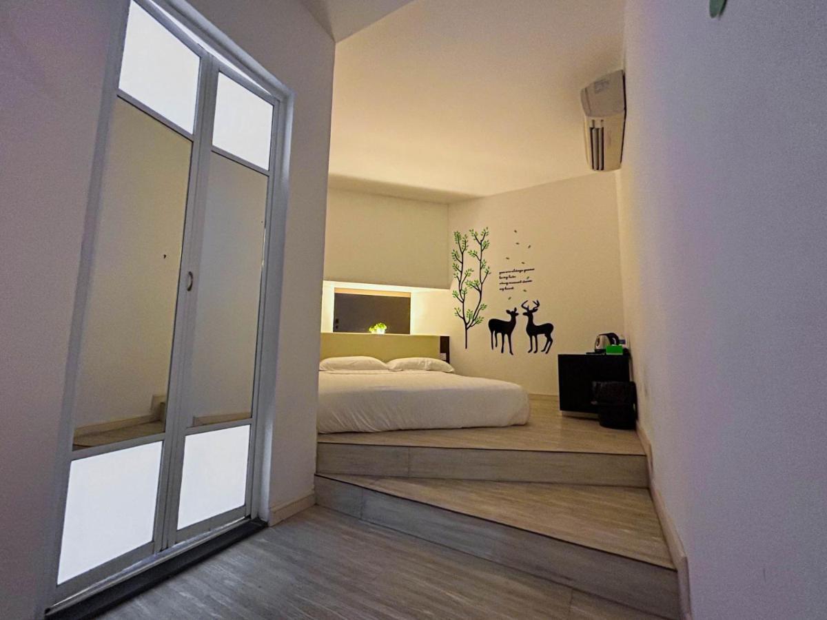 Cel Hotel Skudai Extérieur photo